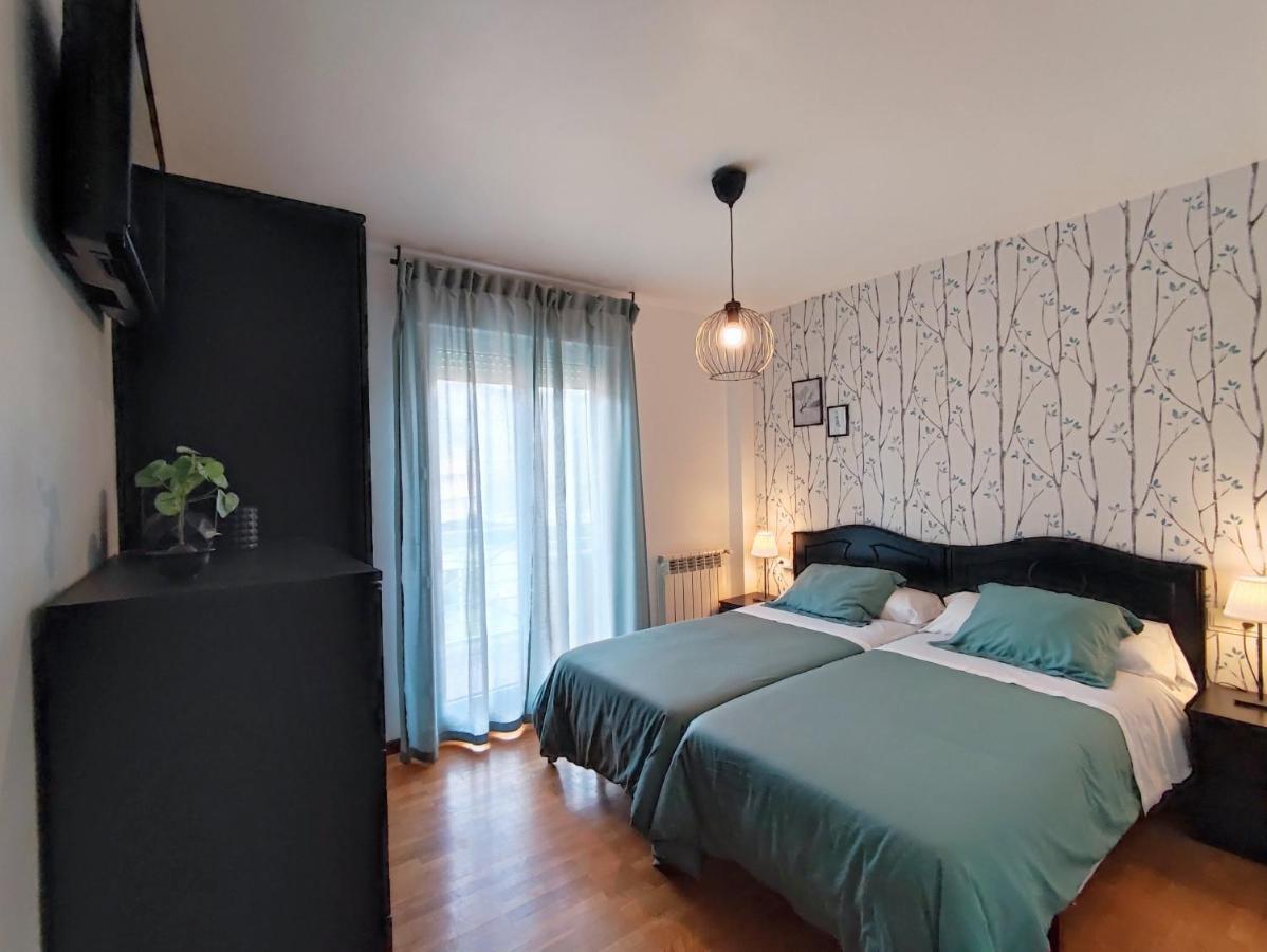 La Peruyal, 30 Apartment Arriondas Exterior photo